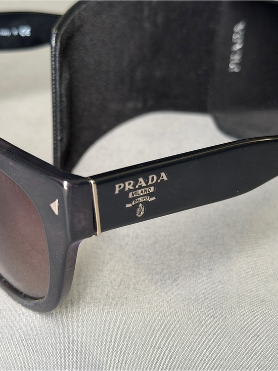 PRADA sunglasses SPR 17O with PRADA case main image 6